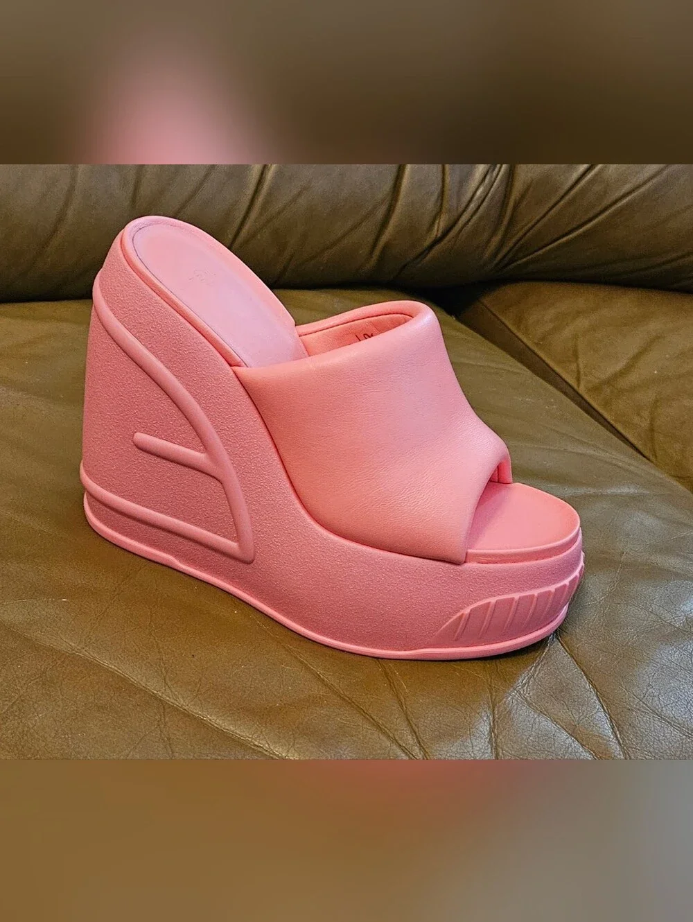 New Fendi Pink High Platform Slide Mules Size 6 US